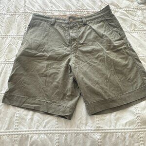 Tommy Bahama Relax Men's 32" Olive Shorts